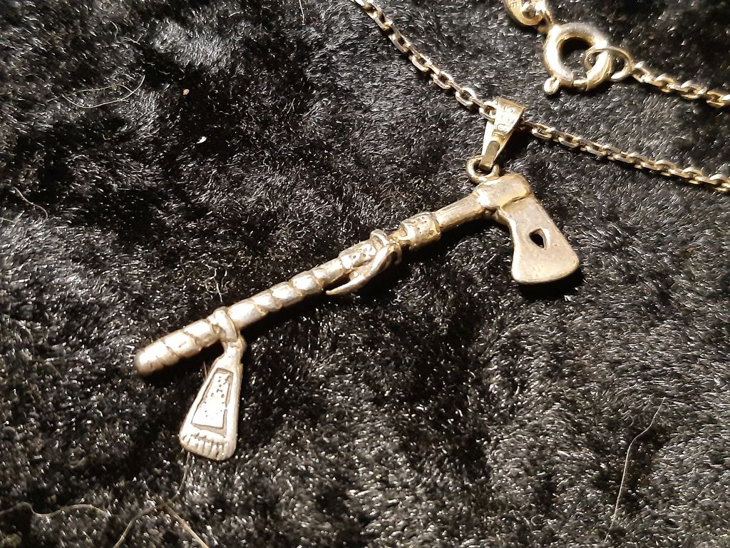 Feiner Anhänger, Tomahawk, mit Ankerkette, Sterlingsilber, Navajo